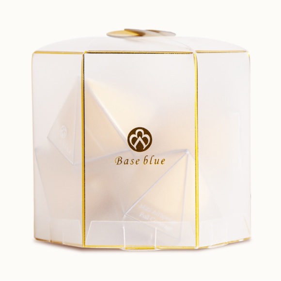 Base Blue Make Up Sponge - Picture 1 of 4